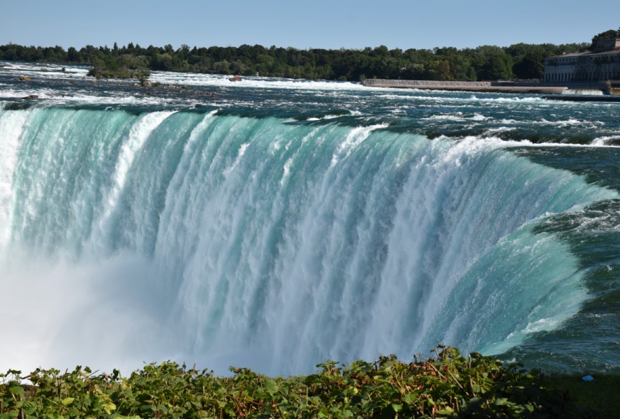 Zapierająca dech w piersiach Podkowa - Wodospad Niagara po stronie kanadyjskie
